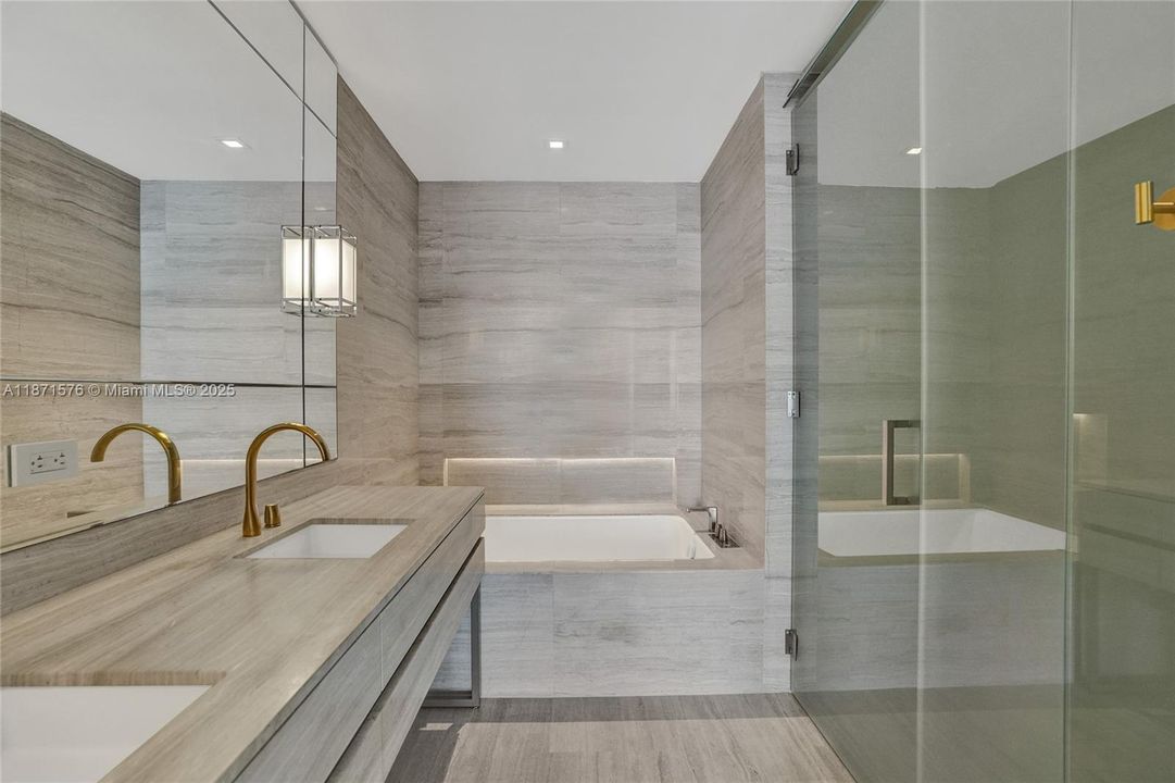 На продажу: $3,990,000 (3 спален, 3 ванн, 2271 Квадратных фут)