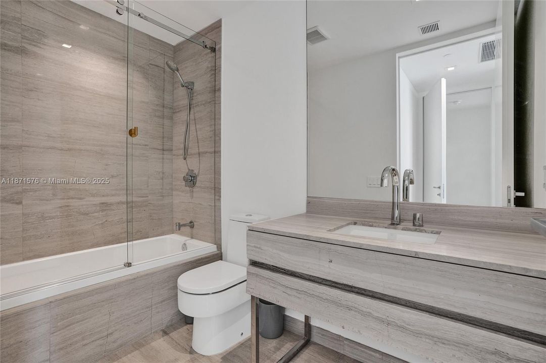 На продажу: $3,990,000 (3 спален, 3 ванн, 2271 Квадратных фут)