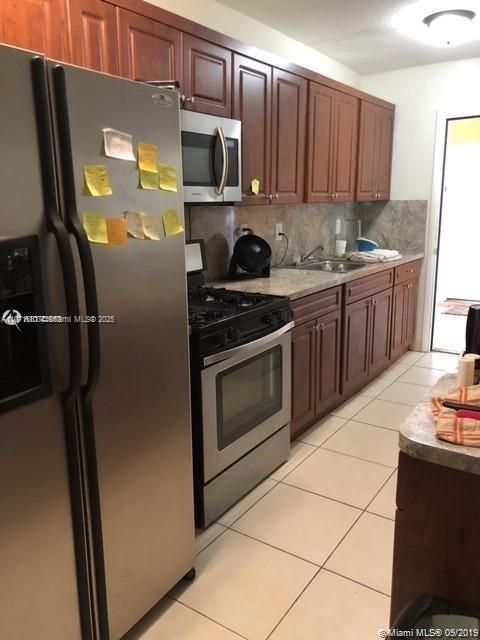 Activo con contrato: $230,000 (1 camas, 1 baños, 451 Pies cuadrados)