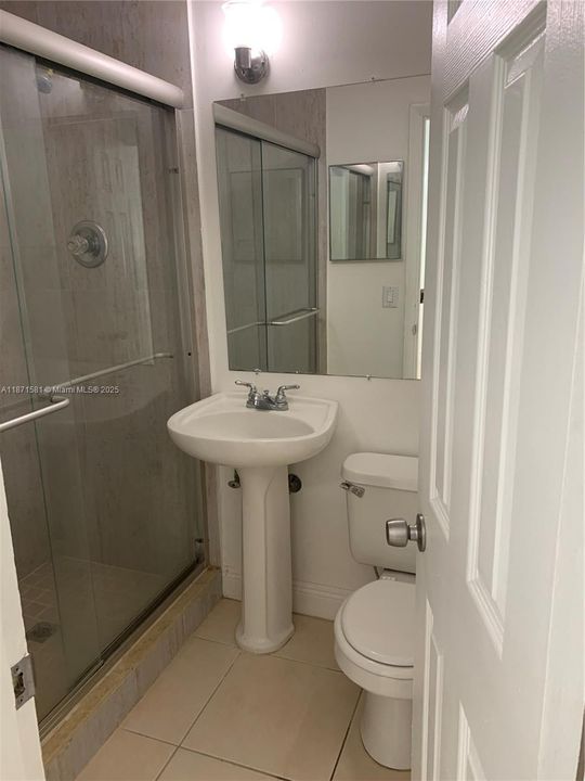 Activo con contrato: $230,000 (1 camas, 1 baños, 451 Pies cuadrados)