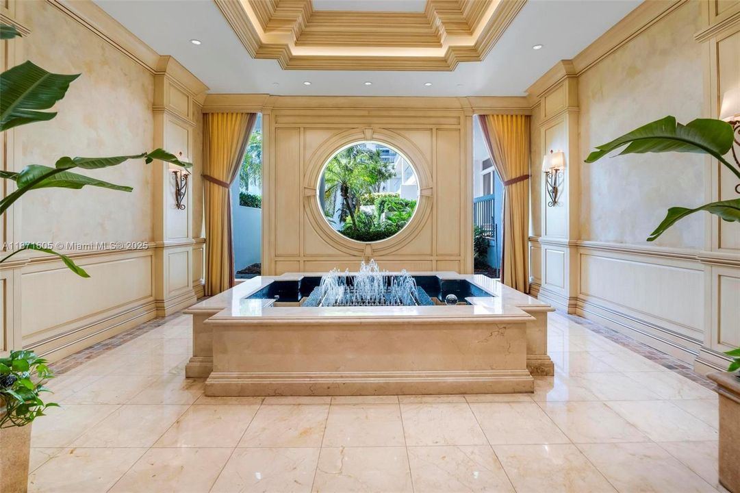 For Sale: $1,499,000 (2 beds, 2 baths, 2560 Square Feet)