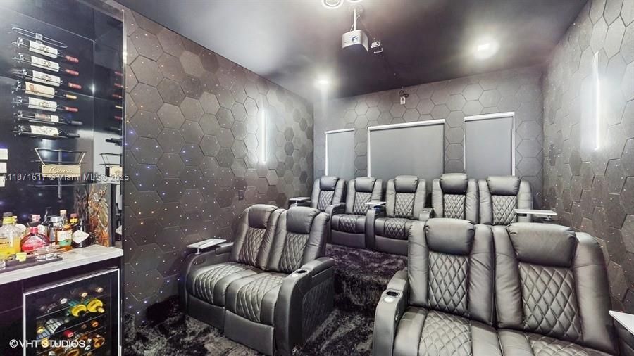 For Rent: $13,950 (5 beds, 7 baths, 4650 Square Feet)