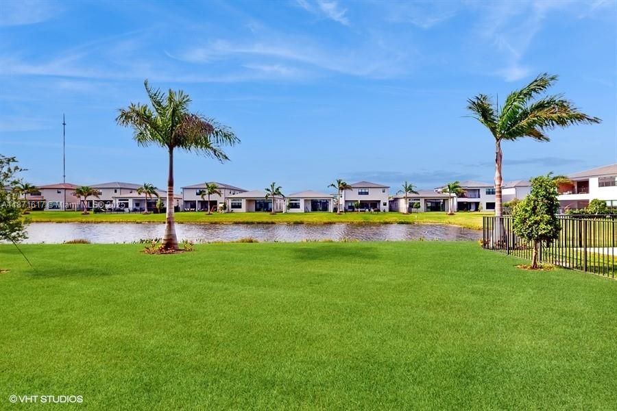 For Rent: $13,950 (5 beds, 7 baths, 4650 Square Feet)