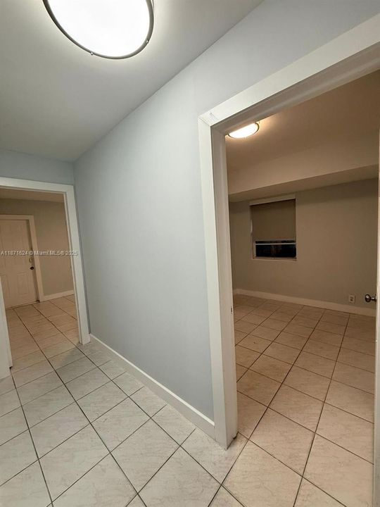 Недавно арендовано: $3,200 (5 спален, 2 ванн, 1329 Квадратных фут)