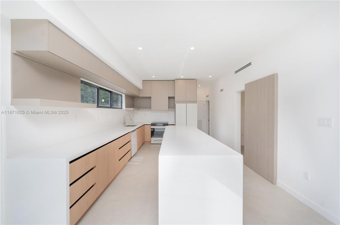 待售: $1,875,000 (3 贝兹, 3 浴室, 3042 平方英尺)