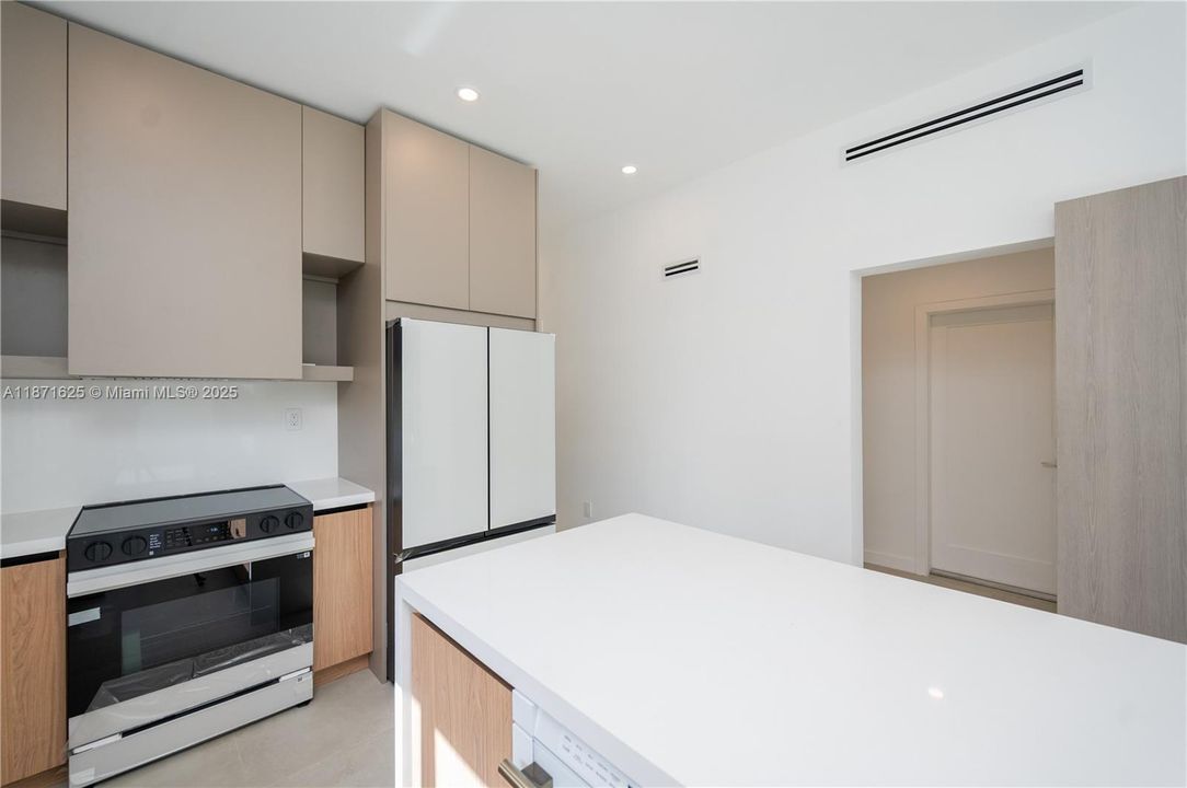 待售: $1,875,000 (3 贝兹, 3 浴室, 3042 平方英尺)