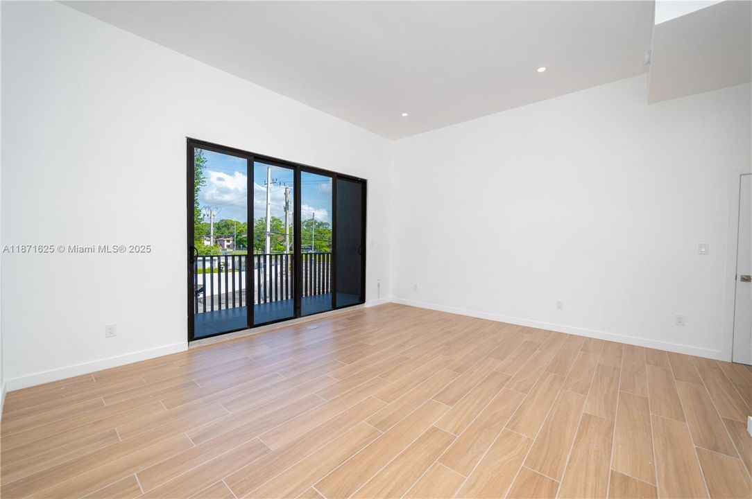 待售: $1,875,000 (3 贝兹, 3 浴室, 3042 平方英尺)