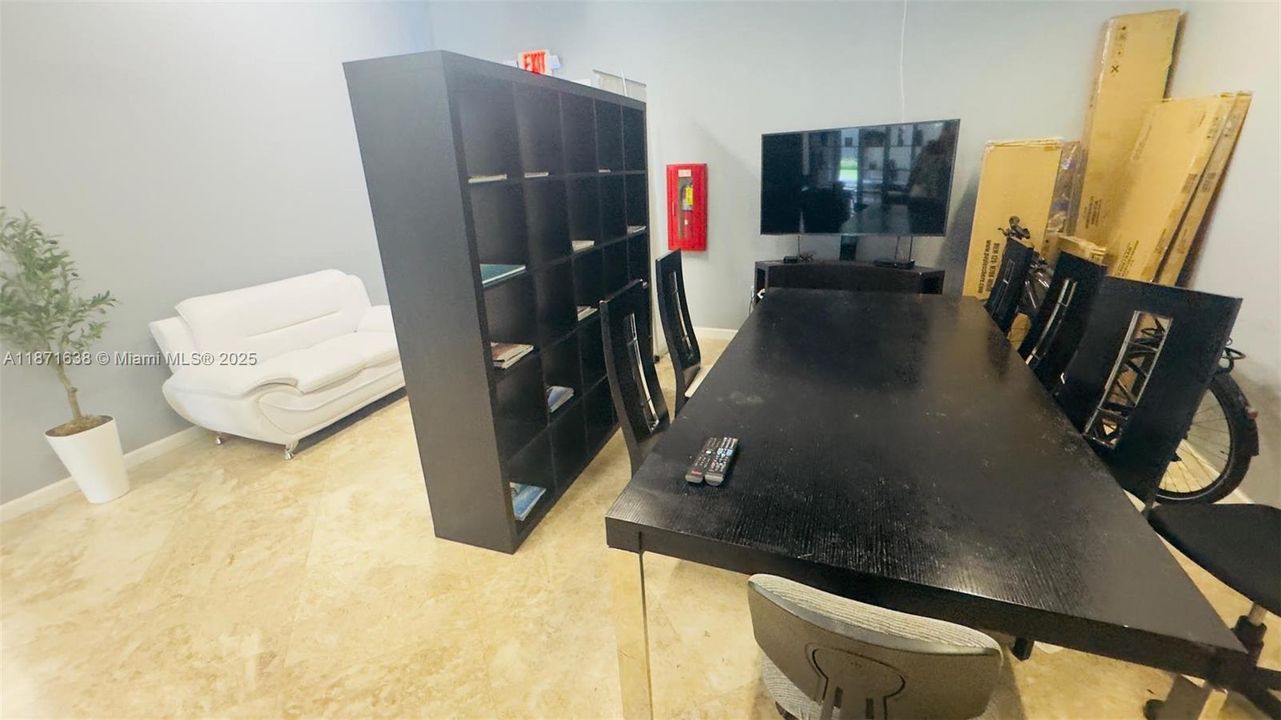 Недавно арендовано: $4,500 (0 спален, 0 ванн, 0 Квадратных фут)