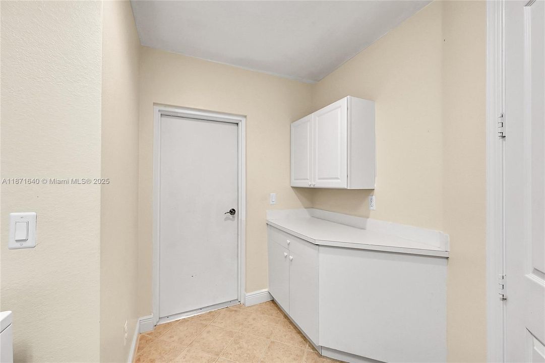 En Venta: $460,000 (3 camas, 2 baños, 0 Pies cuadrados)