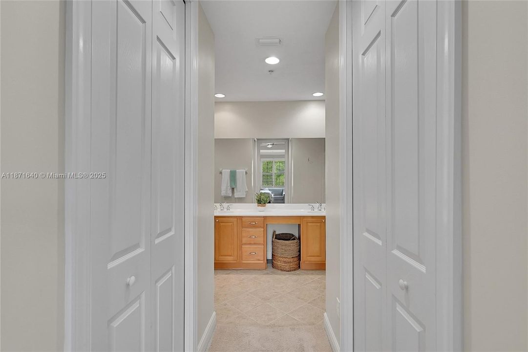 En Venta: $460,000 (3 camas, 2 baños, 0 Pies cuadrados)