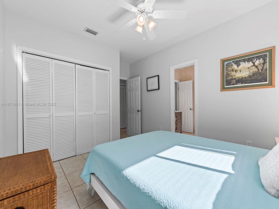 Recientemente alquilado: $3,350 (3 camas, 2 baños, 1520 Pies cuadrados)