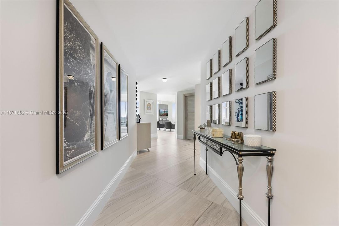 For Sale: $2,495,000 (3 beds, 3 baths, 2219 Square Feet)