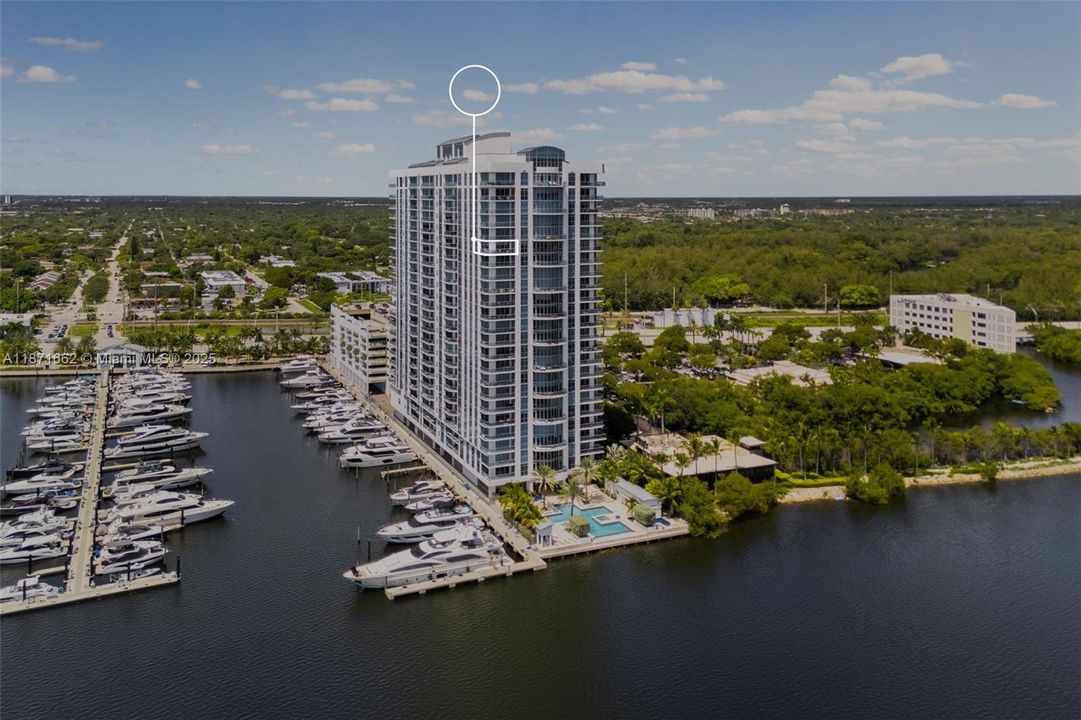 For Sale: $2,495,000 (3 beds, 3 baths, 2219 Square Feet)