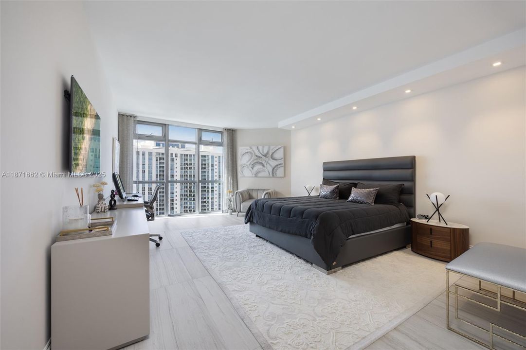 For Sale: $2,495,000 (3 beds, 3 baths, 2219 Square Feet)