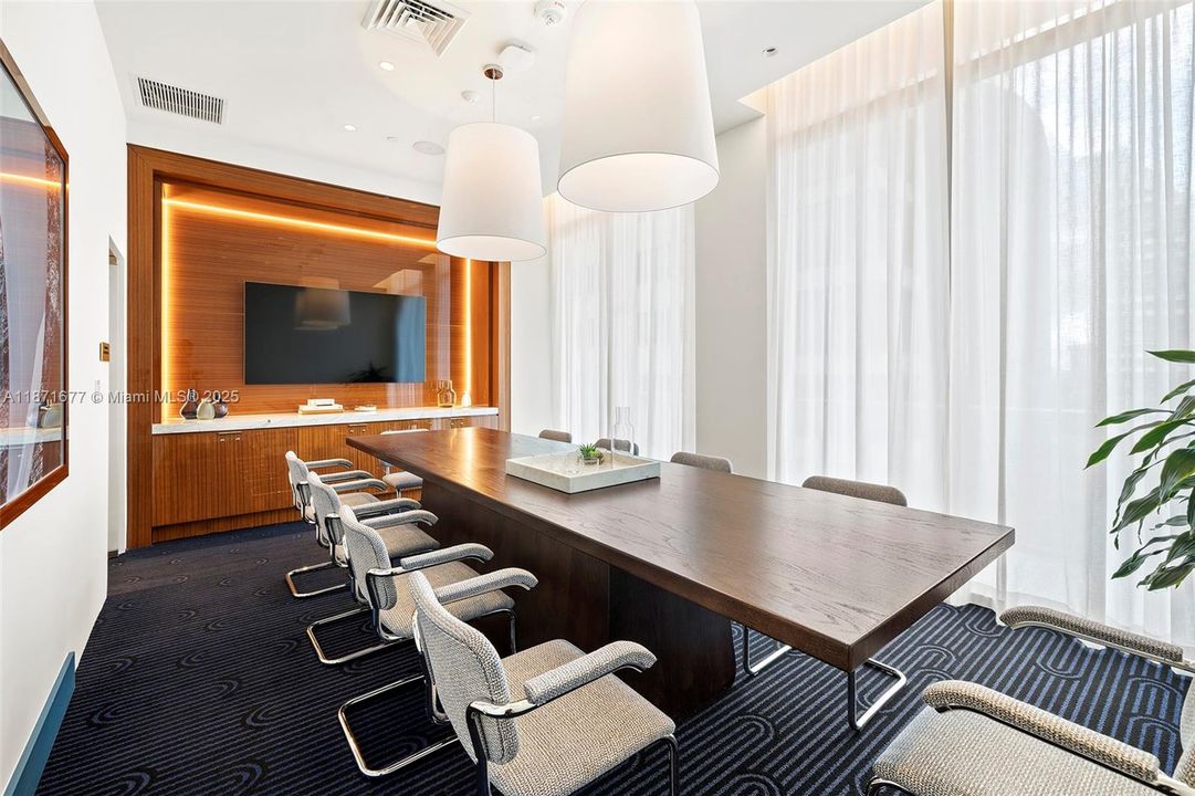 En Venta: $5,950,000 (3 camas, 3 baños, 2058 Pies cuadrados)