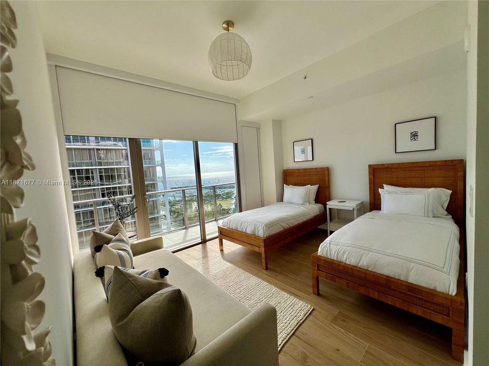 En Venta: $5,950,000 (3 camas, 3 baños, 2058 Pies cuadrados)