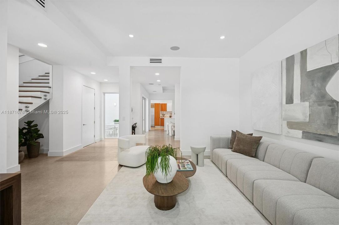 Active With Contract: $3,400,000 (4 beds, 4 baths, 3771 Square Feet)