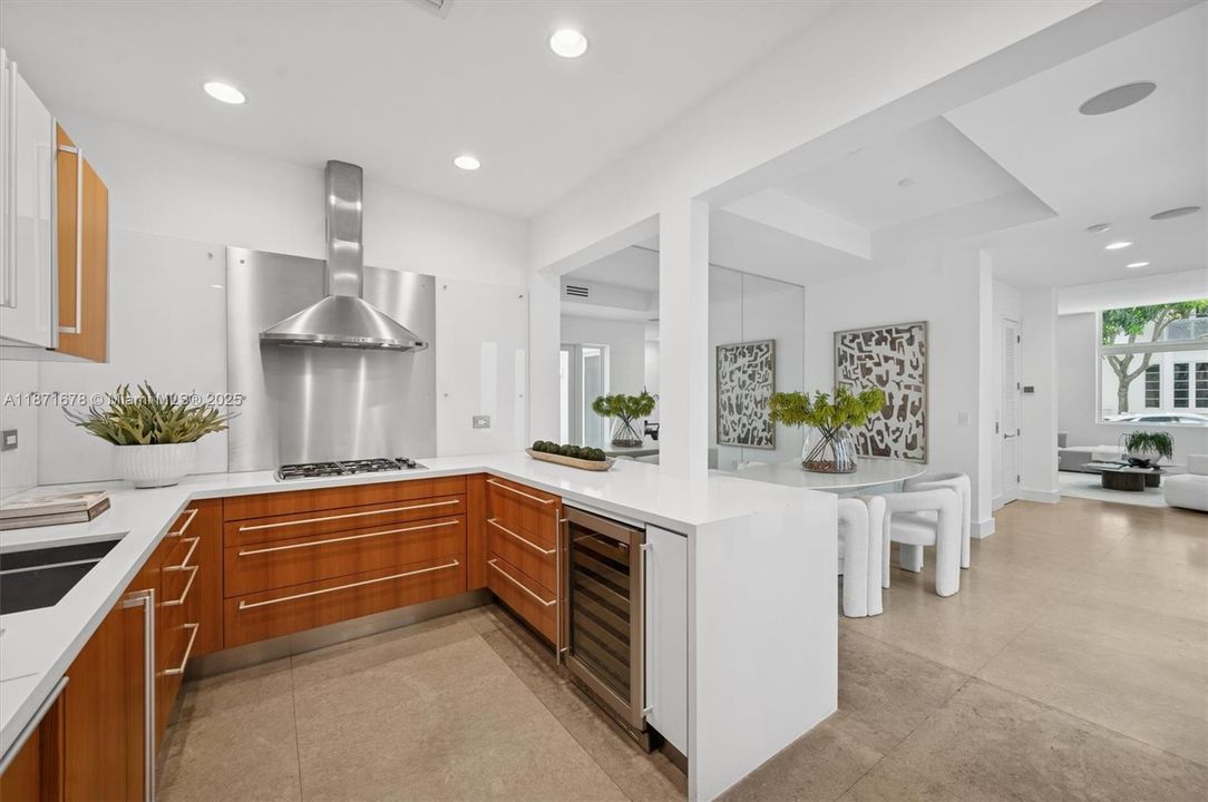 Active With Contract: $3,400,000 (4 beds, 4 baths, 3771 Square Feet)