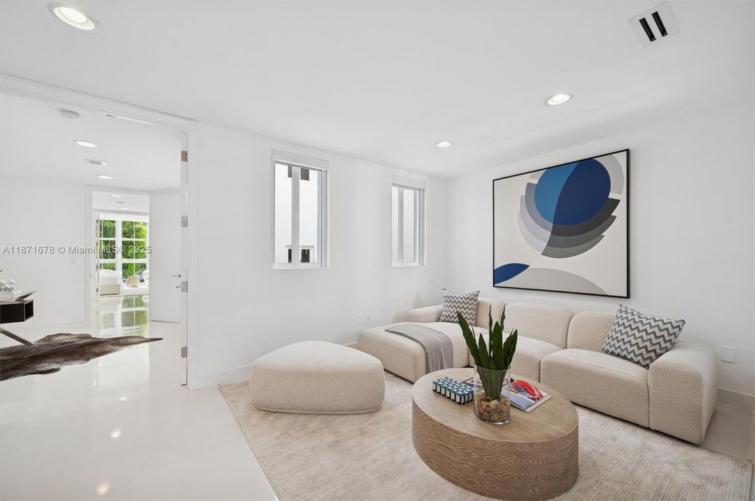 Active With Contract: $3,400,000 (4 beds, 4 baths, 3771 Square Feet)