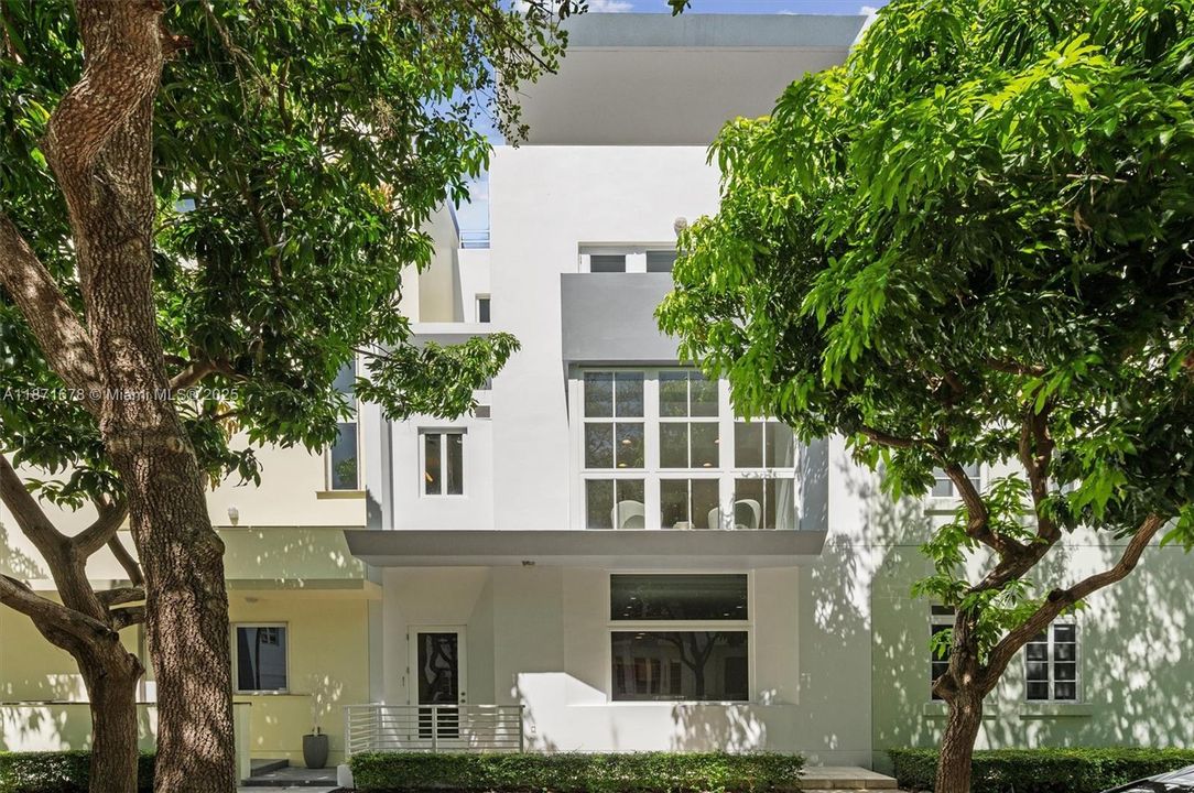 211 Water Way Main Entrance Welcome Home