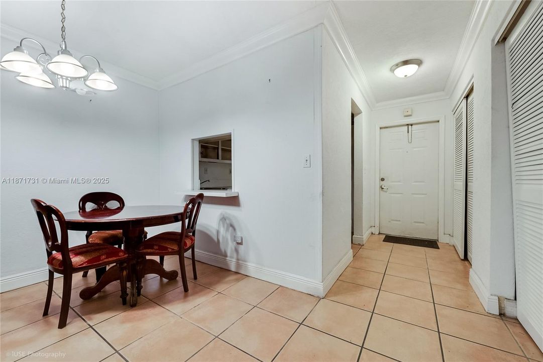 Recently Sold: $210,000 (1 beds, 1 baths, 760 Square Feet)