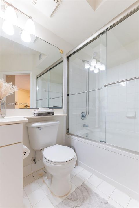 待售: $589,000 (2 贝兹, 2 浴室, 1024 平方英尺)