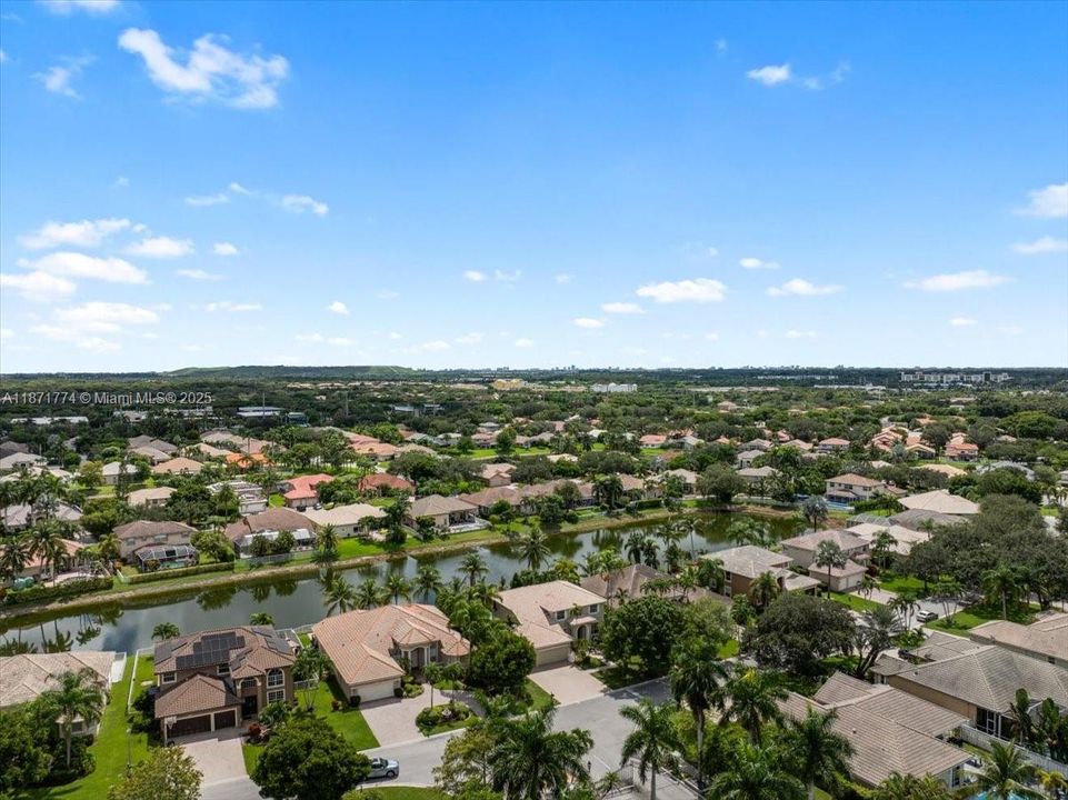 Active With Contract: $874,999 (4 beds, 3 baths, 3272 Square Feet)