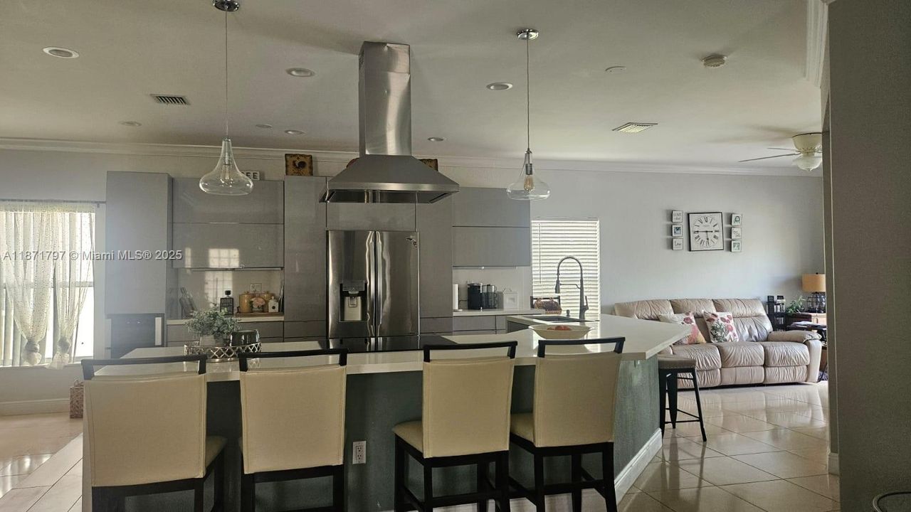 Недавно арендовано: $3,700 (3 спален, 2 ванн, 1447 Квадратных фут)