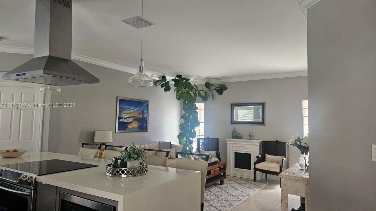 Недавно арендовано: $3,700 (3 спален, 2 ванн, 1447 Квадратных фут)