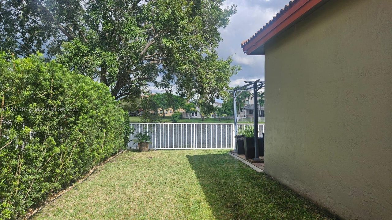 Недавно арендовано: $3,700 (3 спален, 2 ванн, 1447 Квадратных фут)