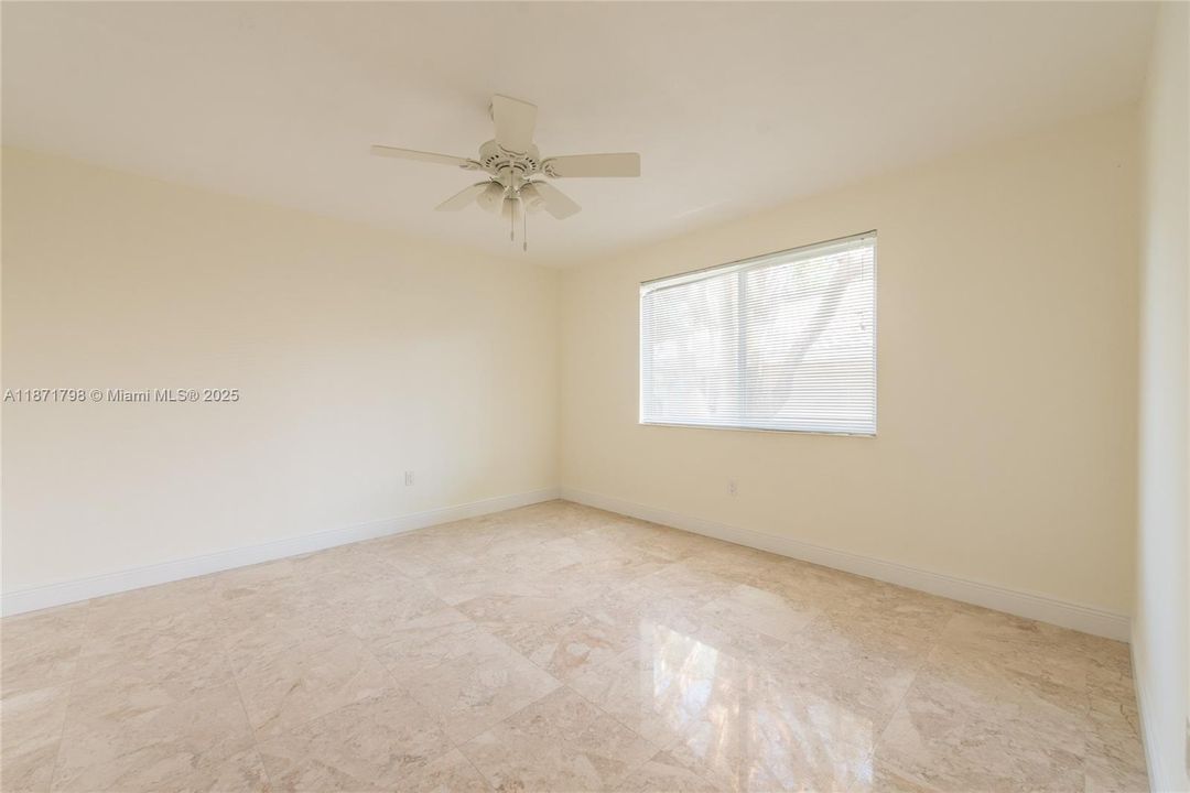 For Rent: $13,500 (3 beds, 2 baths, 2511 Square Feet)