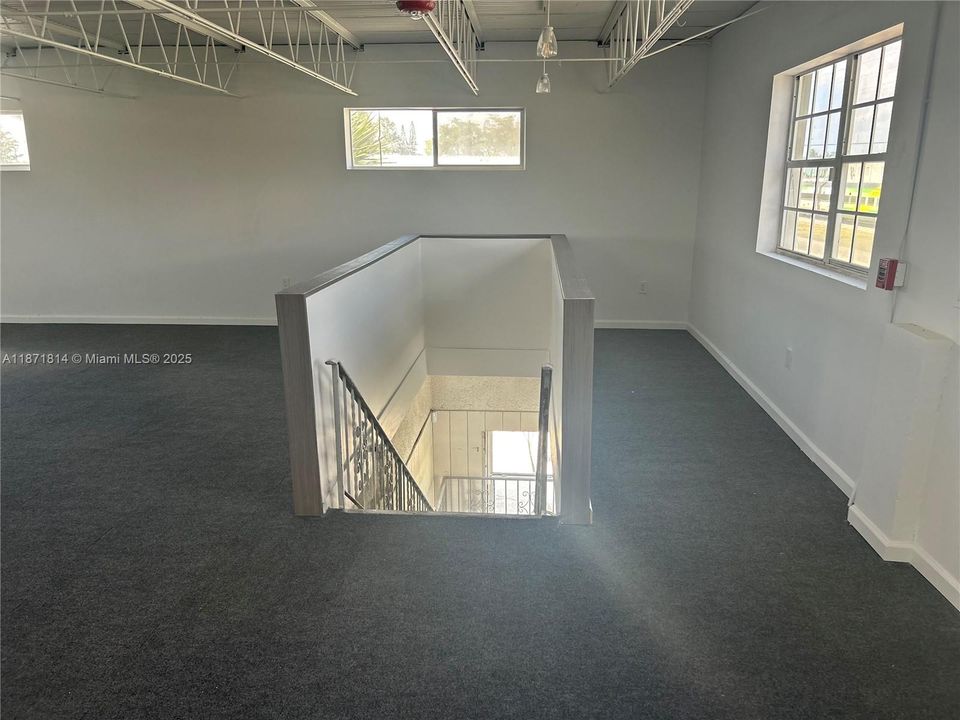 出租: $16,000 (0 贝兹, 0 浴室, 0 平方英尺)