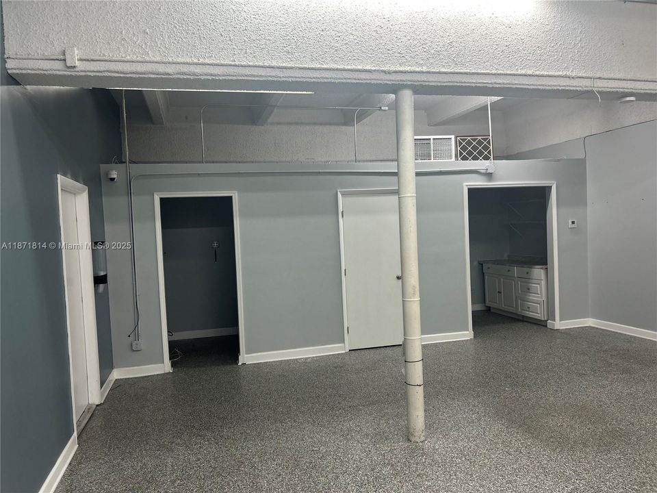 出租: $16,000 (0 贝兹, 0 浴室, 0 平方英尺)