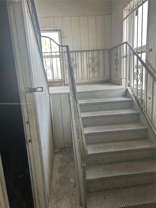 出租: $16,000 (0 贝兹, 0 浴室, 0 平方英尺)