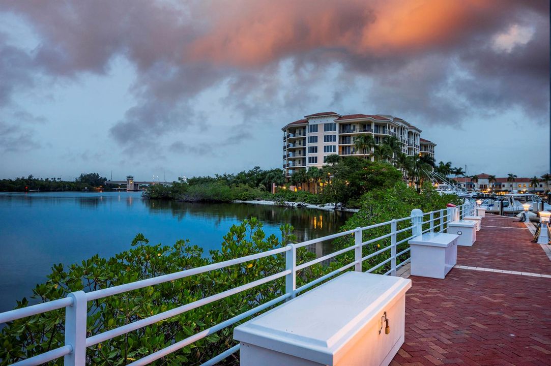 Jupiter Yacht Club