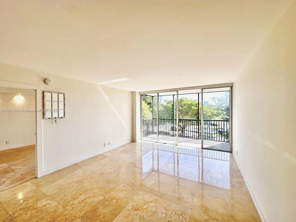Immaculate condition. Stylish floors. Spacious living room.3301 N Country Club Drive, Unit #410, Aventura, FL 33180. Bravura Condo. For Sale! Make an offer NOW!