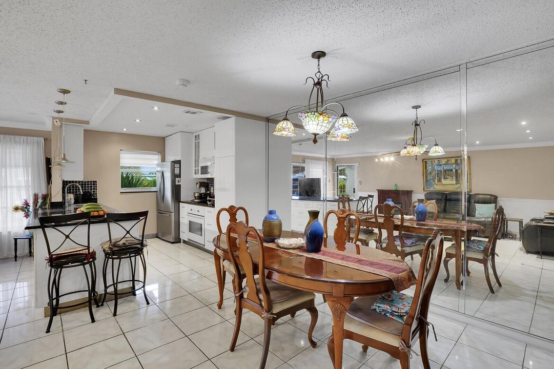 Dining Room/Kitchen