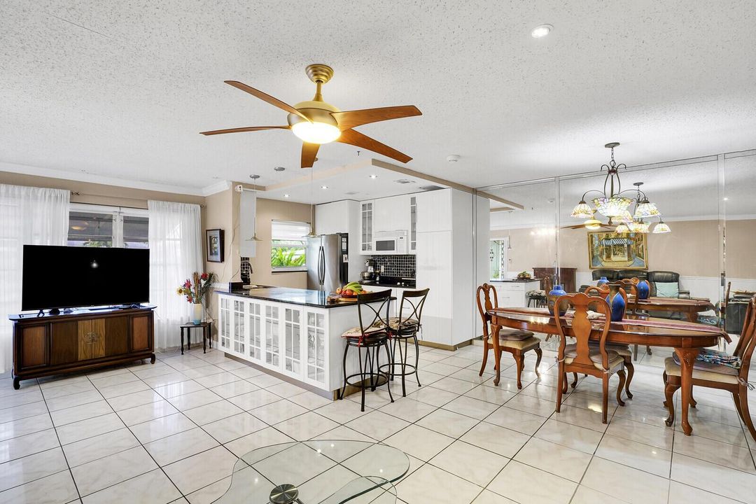 Living Room/Dining Room/Kitchen