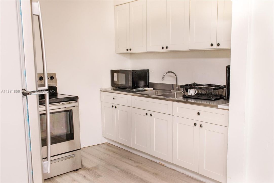 Active With Contract: $899,000 (0 beds, 0 baths, 2300 Square Feet)