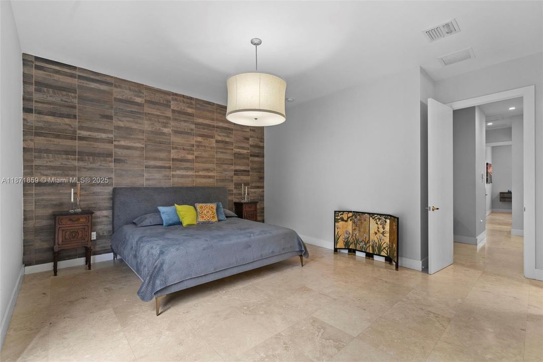 Large & Stylish Master Bedroom