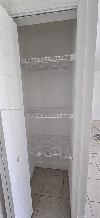 最近租的: $2,200 (3 贝兹, 2 浴室, 0 平方英尺)