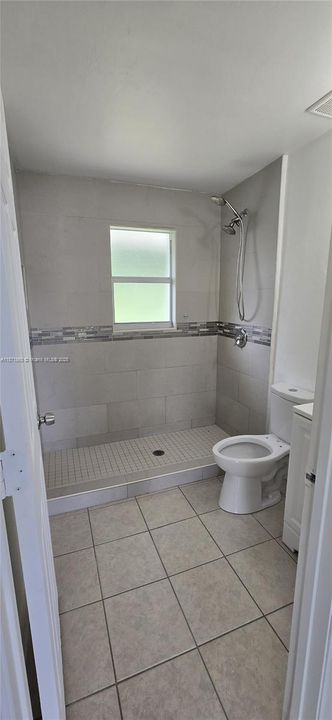 最近租的: $2,200 (3 贝兹, 2 浴室, 0 平方英尺)