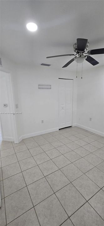 最近租的: $2,200 (3 贝兹, 2 浴室, 0 平方英尺)