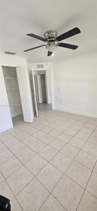 最近租的: $2,200 (3 贝兹, 2 浴室, 0 平方英尺)