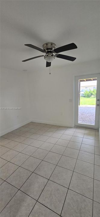 最近租的: $2,200 (3 贝兹, 2 浴室, 0 平方英尺)