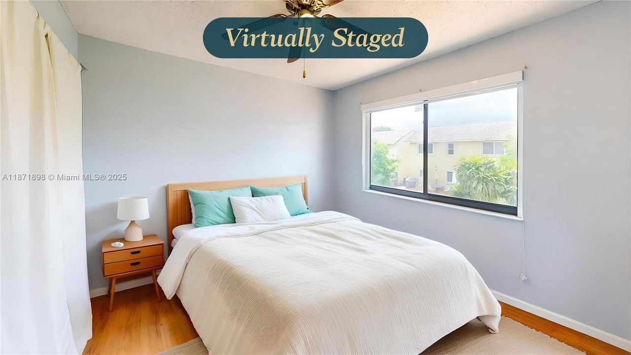 Под контрактом: $550,000 (4 спален, 2 ванн, 2420 Квадратных фут)