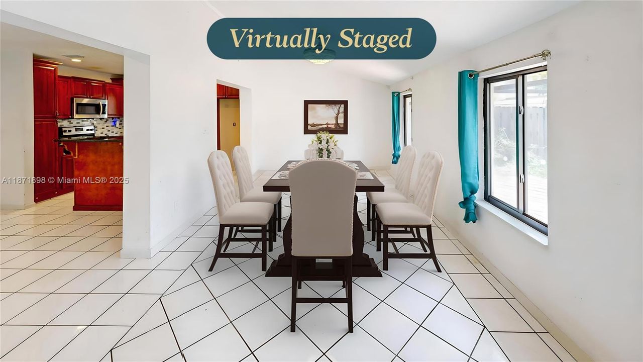 Под контрактом: $550,000 (4 спален, 2 ванн, 2420 Квадратных фут)