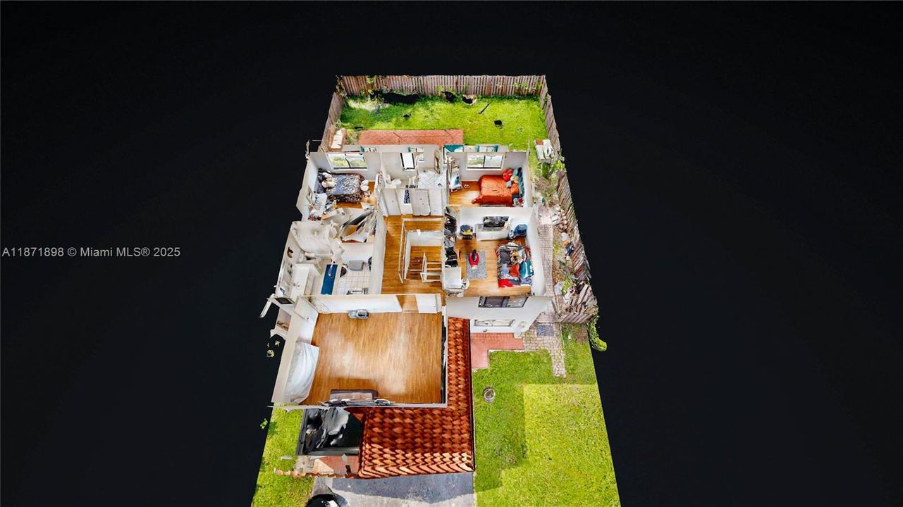 Под контрактом: $550,000 (4 спален, 2 ванн, 2420 Квадратных фут)