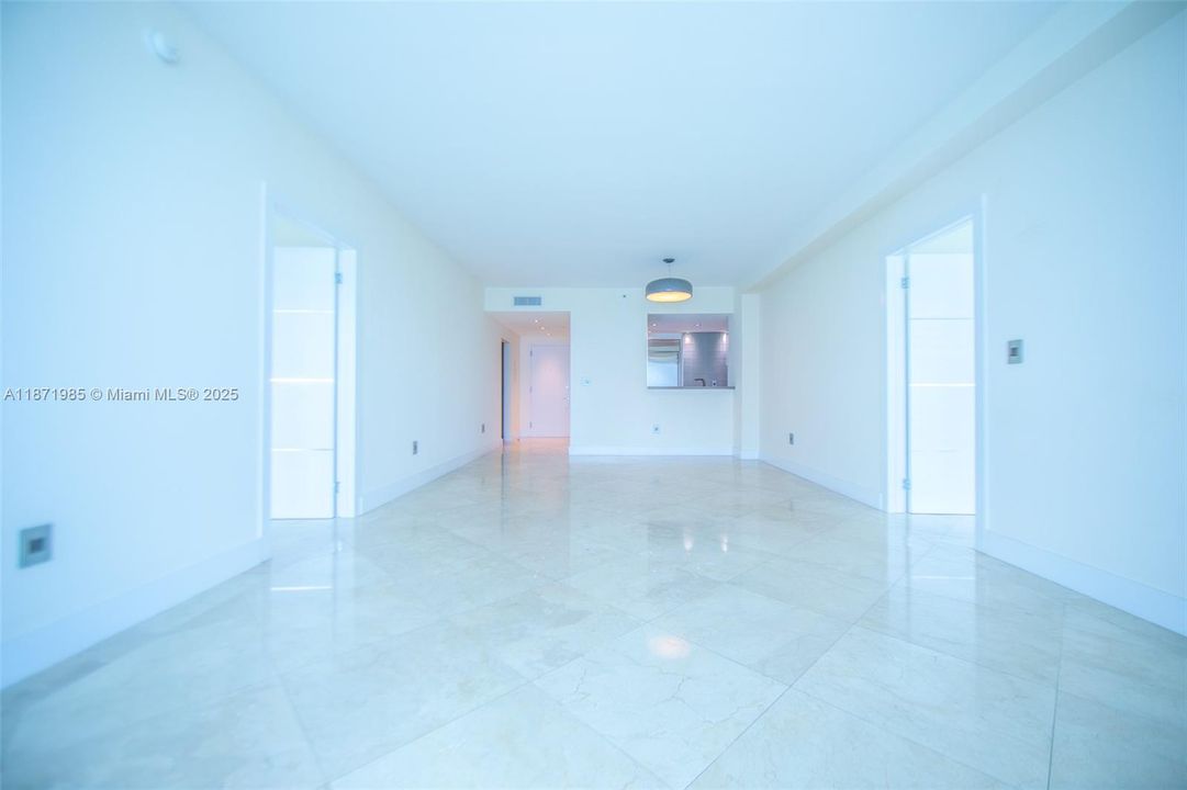 Active With Contract: $1,795,000 (3 beds, 2 baths, 1499 Square Feet)