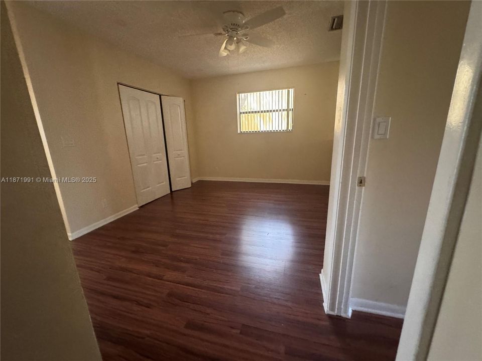 В аренду: $2,900 (3 спален, 2 ванн, 1852 Квадратных фут)